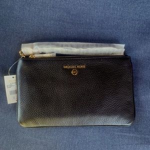 MK black wallet